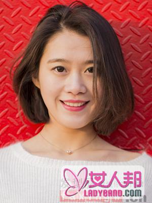 韩国女生短发流行发型  时尚烫发最修颜