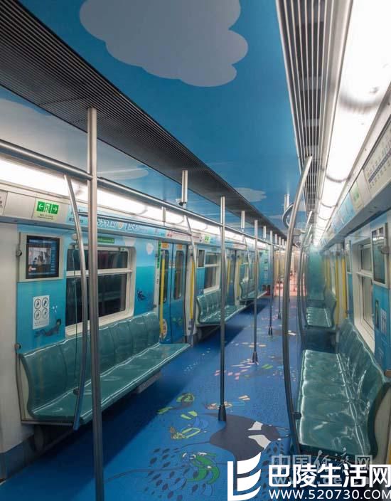 首辆古香古韵的书香地铁专列 今日在北京正式开通