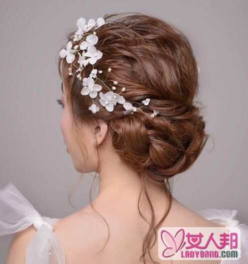 >新娘发型图片步骤展示 浪漫又优雅的新娘发型