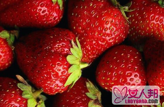 >草莓是水果之王 推荐几种吃法