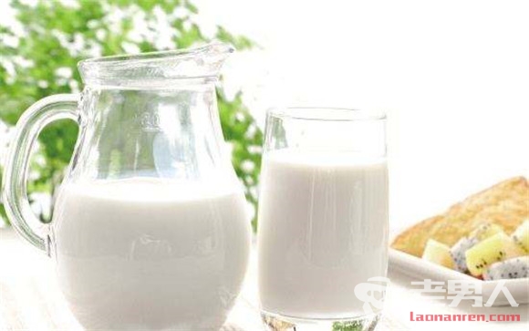 >揭秘酸奶和纯牛奶究竟哪个更有营养