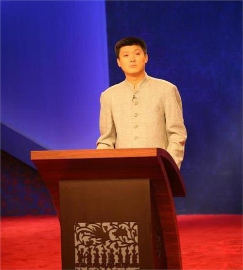 袁腾飞创《百家讲坛》最高收视率