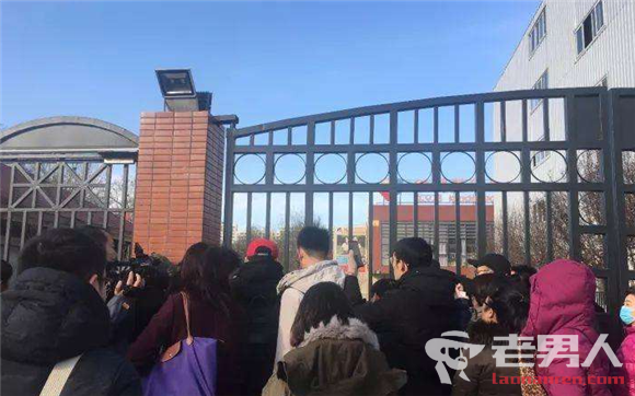 红黄蓝幼儿园虐童事件最新动态：刘姓女教师已被刑事拘留