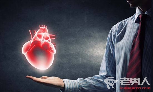 >世界首个人造心脏现世 只需几升血要多少有多少
