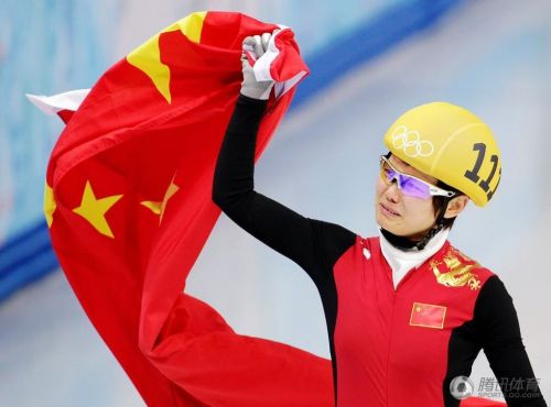 >中国选手李坚柔 索契冬奥会中国第一金 吉林选手李坚柔夺冠