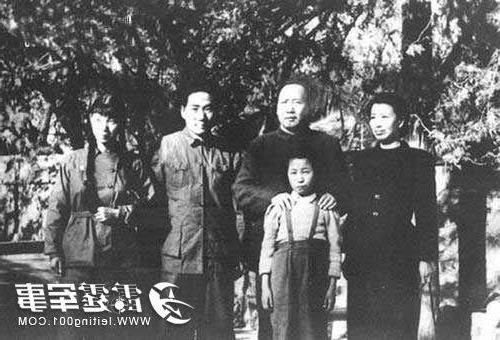 张文秋的三个女儿 毛泽东给儿女的信:让儿子少谈政治劝儿媳改嫁
