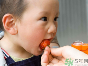 宝宝多大能吃草莓?宝宝几岁才可以吃草莓?