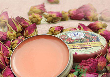 THE ROSE SHOP柔仕玫瑰臻品花蕾膏适合什么肤质？柔仕玫瑰臻品花蕾膏适合什么肤质？
