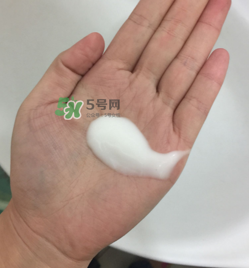 薇姿三合一卸妆乳怎么样？薇姿三合一卸妆乳怎么用？