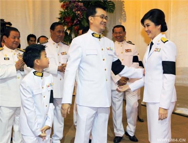 >泰国总理英拉·西那瓦接受新华社记者专访