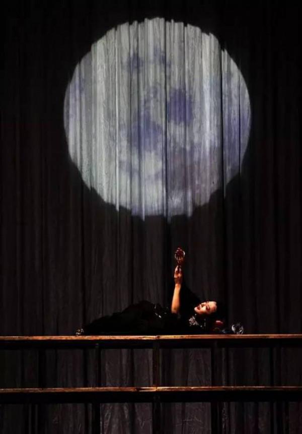 >周树人代表作 “四个女人一台戏”哈尔滨大剧院将上演张爱玲的代表作《金锁记》