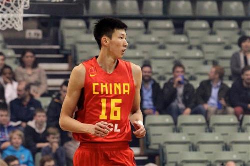 【篮球纪实】中国篮球欠王治郅一个道歉 还原大郅事件的真相