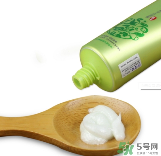 >洁面膏和洁面乳的区别 洁面膏的功效作用