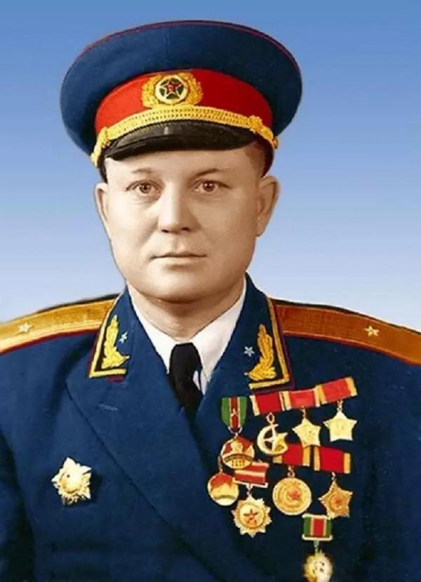开国上将周纯全 1955年开国元帅大将上将简历 解放军开国大将的军事排名图