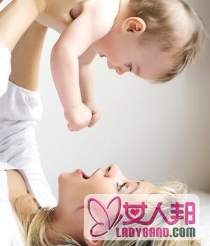 【婴儿溢奶】婴儿溢奶怎么办，如何预防溢奶，吐奶和溢奶的区别