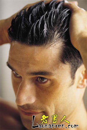>不同年龄男士的正确护发方法【组图】