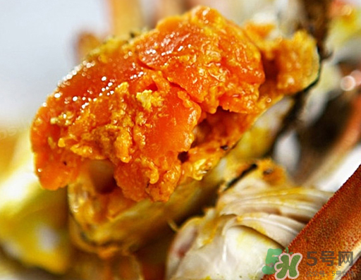 六月黄大闸蟹好吃吗？六月黄和大闸蟹有什么区别？