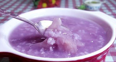 紫薯粥的做法和功效