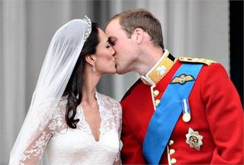 >威廉王子和凯特王妃婚礼结婚照/的儿子/的故事/婚礼音乐视频