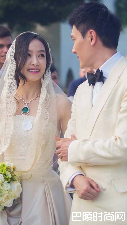 宋茜和冯绍峰结婚了吗？被曝片场公然搂腰摸大腿