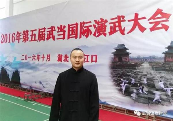 吴长海武术 60岁武术家武当山上连胜全球26名高手(图)