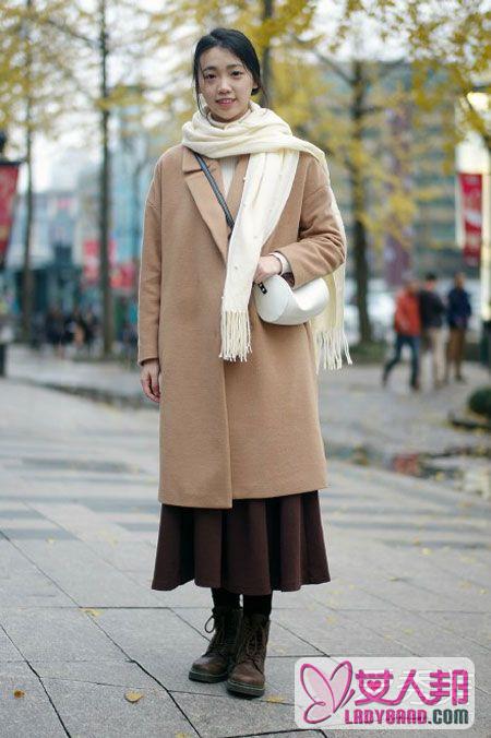 >2015杭州冬季街拍 美女喜欢的冬装搭配