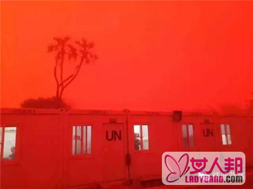 组图：罕见红色沙尘暴 这样的天气你见过吗？