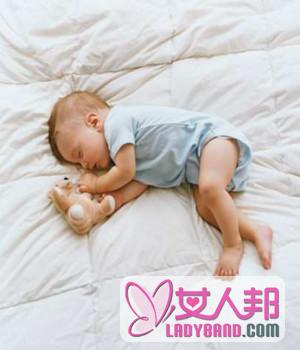 >【宝宝睡觉踢被子】宝宝睡觉踢被子怎么办