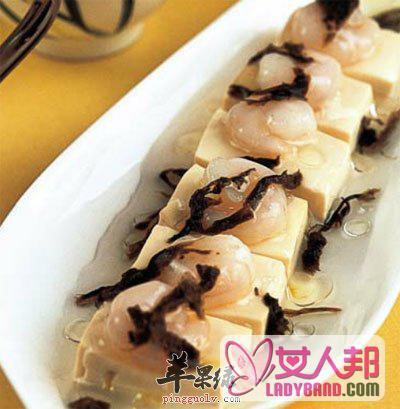 榄菜虾仁蒸豆腐：清热解毒、壮阳补肾