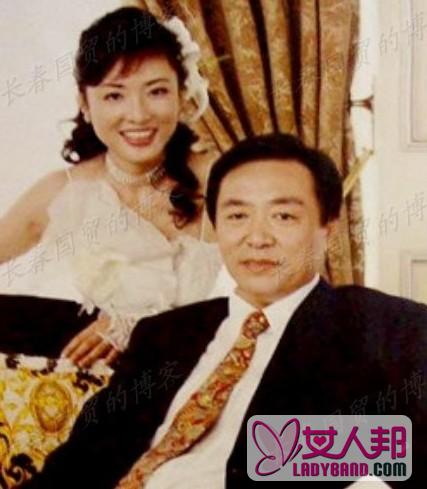周涛前夫 周涛现任老公是谁央视主持人周涛两任丈夫资料照片