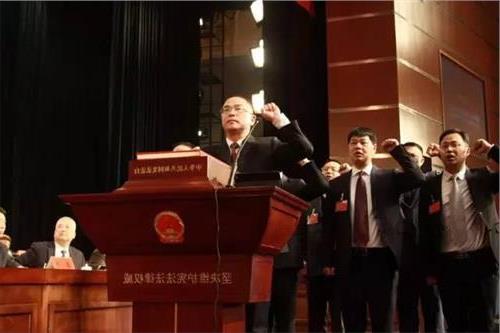 >徐淼人在上海 市委书记徐淼在市十五届人大五次会议闭幕式上的讲话大会新闻