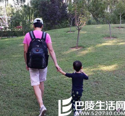 蔡国庆承认已婚 带儿子参加《爸爸4》