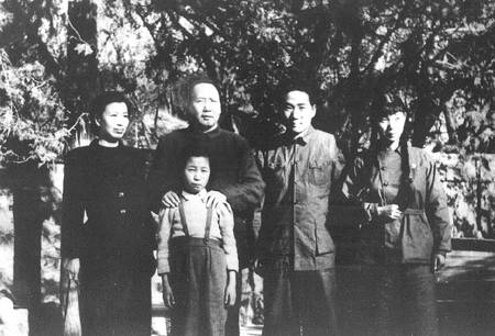 张少林毛泽东 毛泽东亲家张文秋与她鲜为人知的六段婚姻
