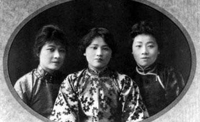 >宋庆龄三姐妹小时候 民国时期最著名的姐妹花 宋庆龄三姐妹