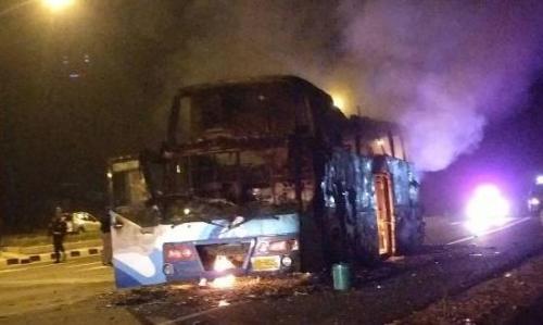 >泰国美索巴士起火 事故造成20人死亡3人受伤