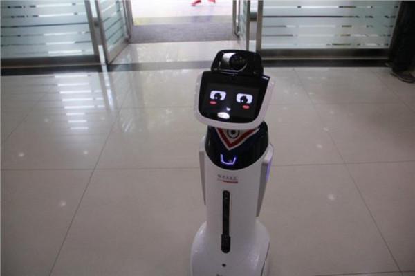 娇娇的奇遇 萌萌的交行机器人“娇娇”来惠州了