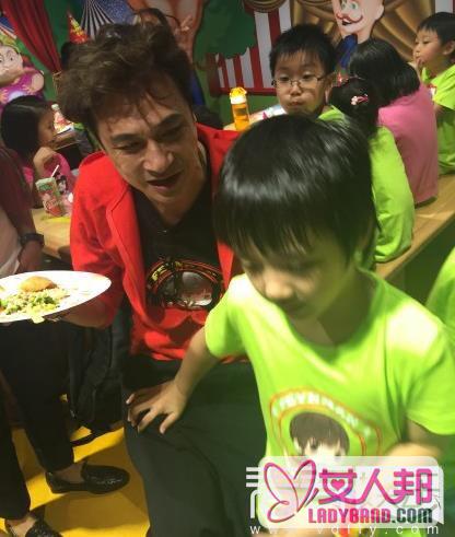 吴镇宇为费曼办7岁生日会邀小伙伴庆生 揭秘与湖南卫视的撕逼真相
