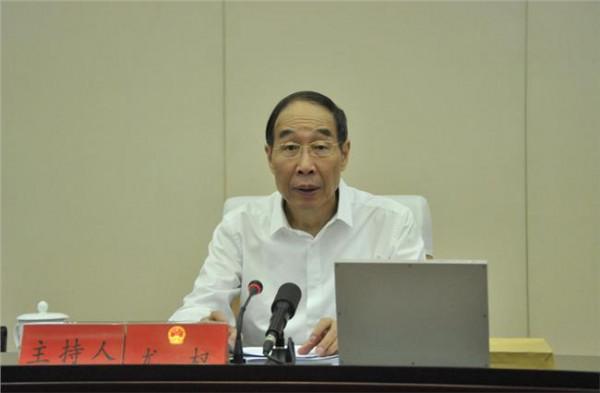 河南省人大刘春良 河南省十二届人大常委会第105次主任会议举行