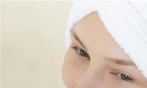 油性皮肤补水 油性皮肤正确的洗脸方法