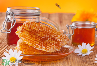 春天喝什么蜂蜜好？春天吃哪种蜂蜜好？