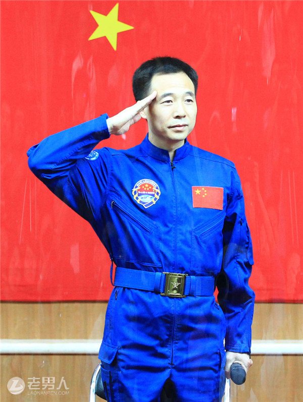 中国首位三度飞天的宇航员景海鹏个人资料背景介绍