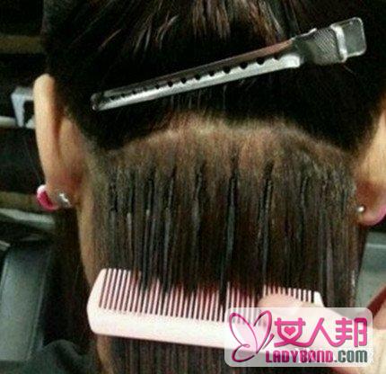 女生的接头发的扎发教程图解 三招教你如何接出好看发型