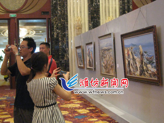 热烈祝贺激情·印象——吴晓林油画展开幕