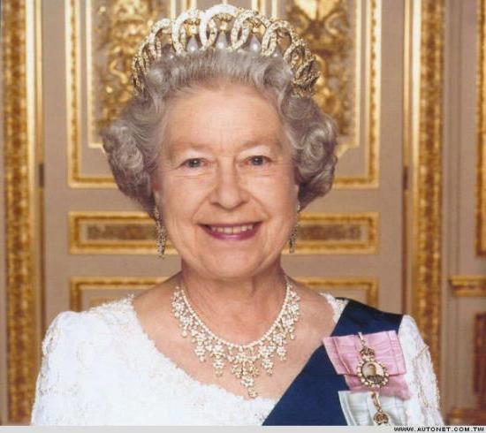 【英国女王实权】伊丽莎白二世为何受到人民拥戴 英国女王拥有什么权利