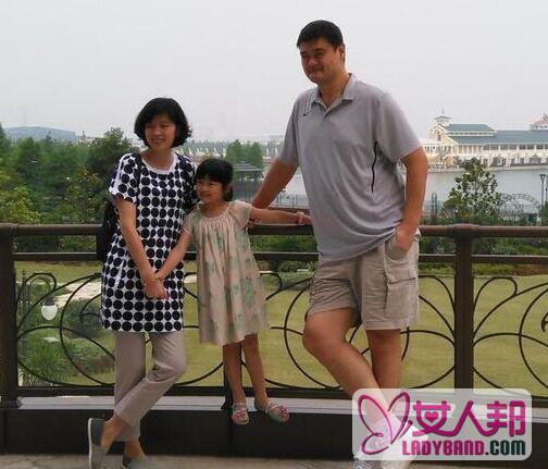 揭秘姚明女儿最新身高 6岁竟已盖过潘长江