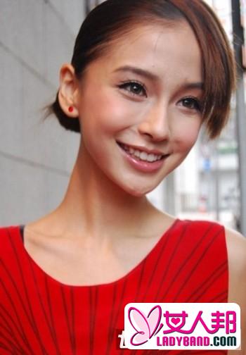 >AngelaBaby 演绎芭比型时尚潮妆