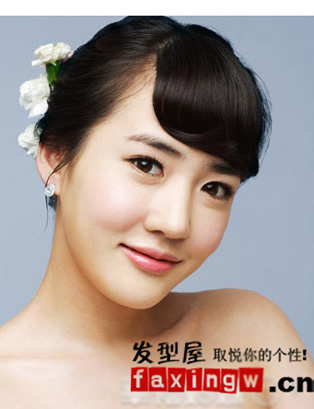 最新7款韩式浪漫新娘发型