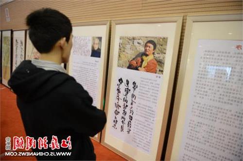 苏州画家张继馨 著名画家张继馨回家乡江苏常州举办书画展