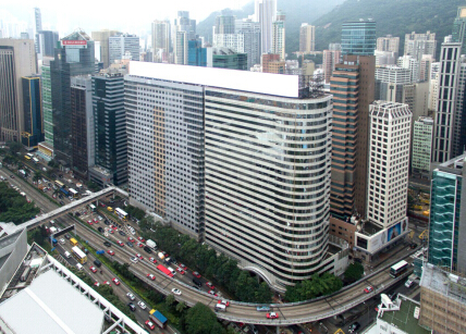 >刘銮雄许家印 许家印100亿买香港地标写字楼 合每平米32万