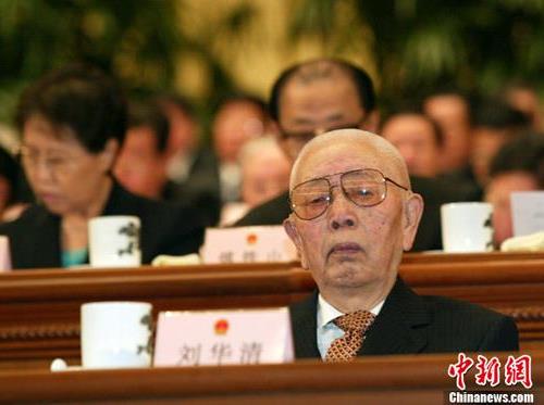 徐才厚案情回顾 原中央军委副主席徐才厚因膀胱癌去世